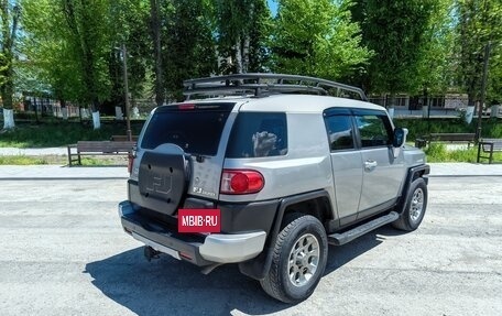 Toyota FJ Cruiser, 2010 год, 2 750 000 рублей, 3 фотография