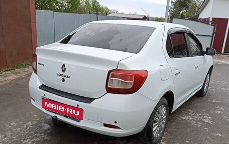 Renault Logan II, 2015 год, 797 000 рублей, 2 фотография