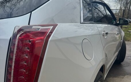 Cadillac SRX II рестайлинг, 2011 год, 1 350 000 рублей, 5 фотография