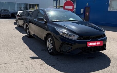 KIA Cerato IV, 2022 год, 2 300 000 рублей, 1 фотография