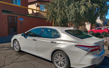 Toyota Camry, 2019 год, 3 250 000 рублей, 6 фотография