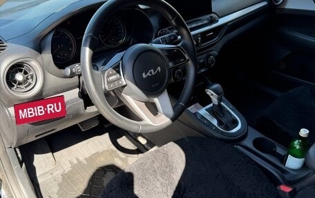 KIA Cerato IV, 2022 год, 2 300 000 рублей, 5 фотография