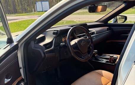 Lexus ES VII, 2019 год, 3 599 000 рублей, 17 фотография