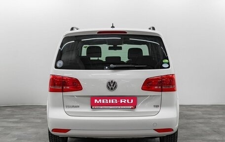 Volkswagen Touran III, 2012 год, 1 000 000 рублей, 3 фотография