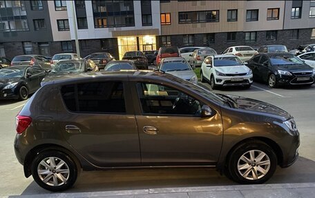 Renault Sandero II рестайлинг, 2018 год, 1 270 000 рублей, 2 фотография