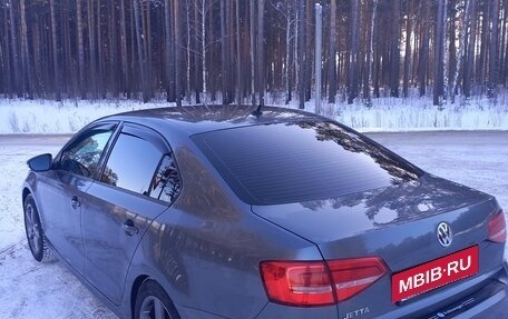 Volkswagen Jetta VI, 2015 год, 910 000 рублей, 14 фотография