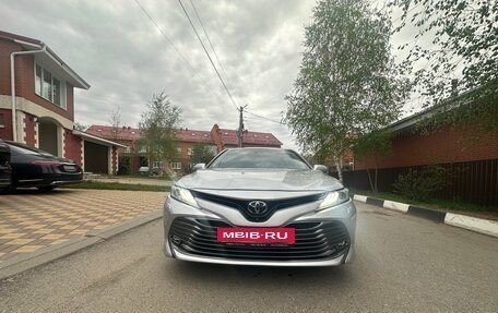 Toyota Camry, 2018 год, 2 880 000 рублей, 1 фотография