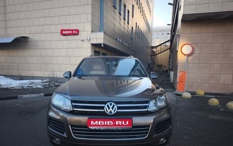 Volkswagen Touareg III, 2012 год, 1 895 000 рублей, 1 фотография