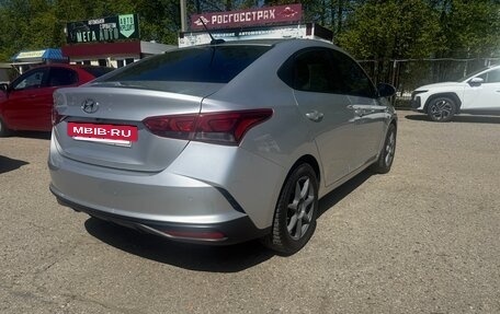 Hyundai Solaris II рестайлинг, 2021 год, 1 399 999 рублей, 4 фотография