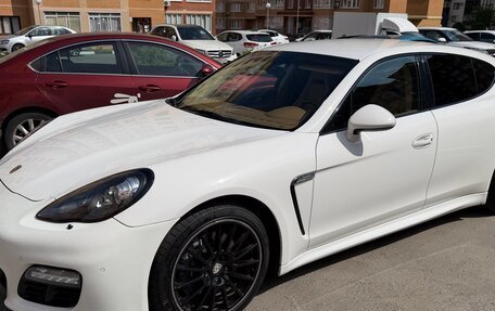 Porsche Panamera II рестайлинг, 2012 год, 2 700 000 рублей, 6 фотография