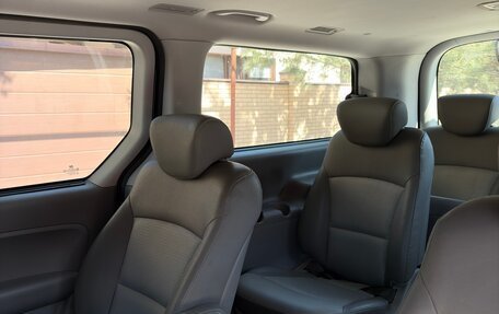 Hyundai Grand Starex Grand Starex I рестайлинг 2, 2008 год, 1 335 000 рублей, 23 фотография