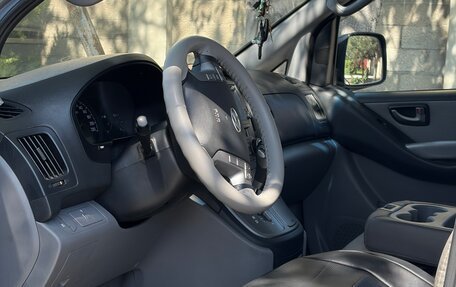 Hyundai Grand Starex Grand Starex I рестайлинг 2, 2008 год, 1 335 000 рублей, 26 фотография