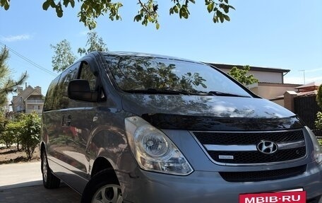 Hyundai Grand Starex Grand Starex I рестайлинг 2, 2008 год, 1 335 000 рублей, 28 фотография