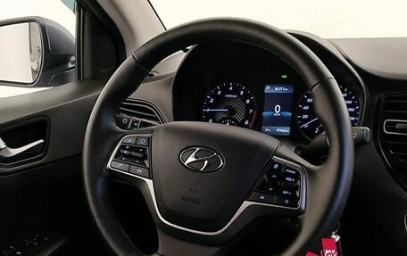 Hyundai Solaris II рестайлинг, 2021 год, 1 829 000 рублей, 12 фотография