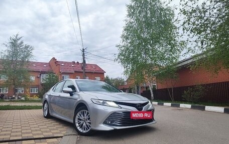 Toyota Camry, 2018 год, 2 880 000 рублей, 6 фотография