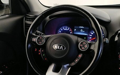 KIA Soul II рестайлинг, 2018 год, 1 789 000 рублей, 12 фотография