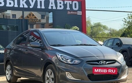 Hyundai Solaris II рестайлинг, 2012 год, 690 000 рублей, 2 фотография