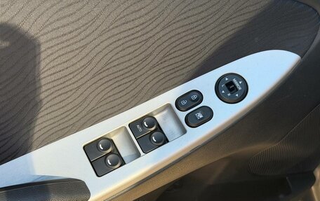 Hyundai Solaris II рестайлинг, 2012 год, 690 000 рублей, 15 фотография