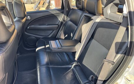 Mitsubishi Outlander III рестайлинг 3, 2004 год, 500 000 рублей, 13 фотография
