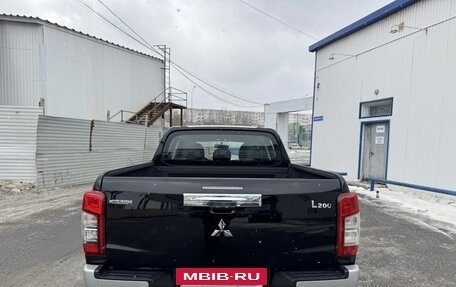 Mitsubishi L200 IV рестайлинг, 2020 год, 1 950 000 рублей, 7 фотография