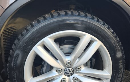 Volkswagen Touareg III, 2012 год, 1 895 000 рублей, 9 фотография