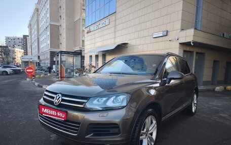 Volkswagen Touareg III, 2012 год, 1 895 000 рублей, 2 фотография