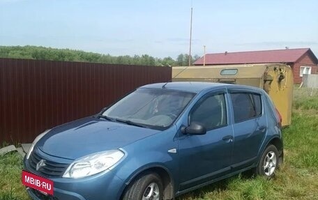 Renault Sandero I, 2012 год, 650 000 рублей, 3 фотография