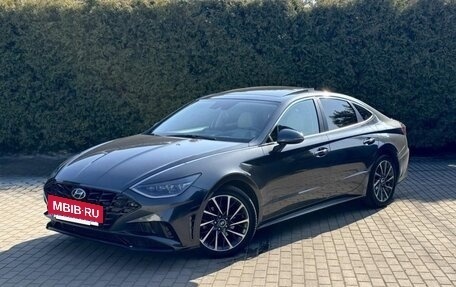 Hyundai Sonata VIII, 2022 год, 2 500 000 рублей, 2 фотография
