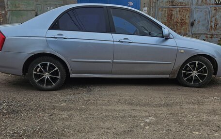 KIA Cerato I, 2005 год, 260 000 рублей, 7 фотография