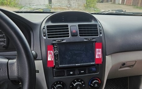 KIA Cerato I, 2005 год, 260 000 рублей, 10 фотография