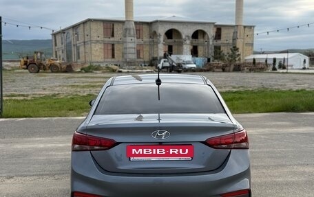 Hyundai Solaris II рестайлинг, 2018 год, 1 040 000 рублей, 5 фотография