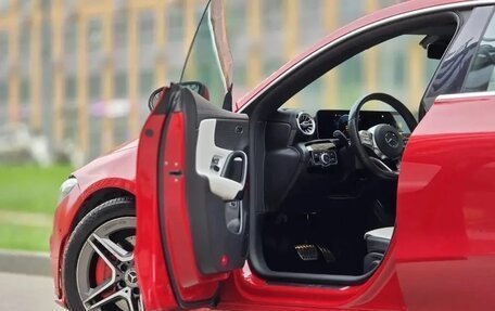 Mercedes-Benz CLA, 2019 год, 2 500 000 рублей, 17 фотография