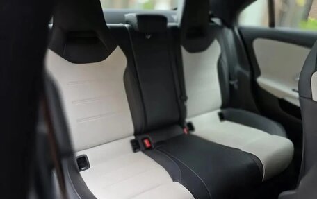 Mercedes-Benz CLA, 2019 год, 2 500 000 рублей, 24 фотография