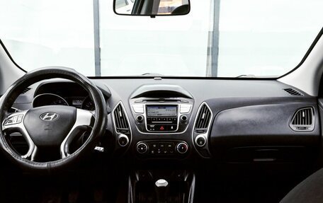 Hyundai ix35 I рестайлинг, 2010 год, 975 000 рублей, 17 фотография