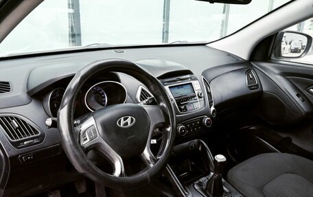 Hyundai ix35 I рестайлинг, 2010 год, 975 000 рублей, 14 фотография