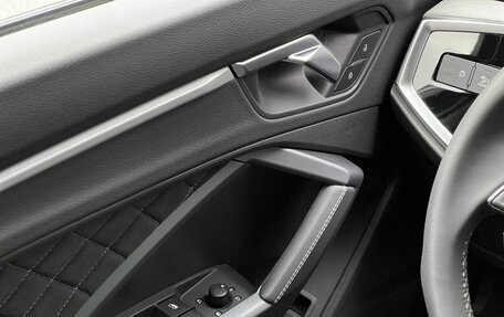 Audi Q3, 2025 год, 4 690 000 рублей, 29 фотография
