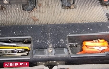 Mitsubishi Grandis, 2005 год, 540 000 рублей, 21 фотография