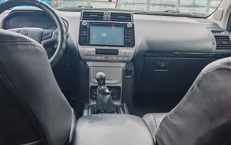 Toyota Land Cruiser Prado 150 рестайлинг 2, 2018 год, 4 300 000 рублей, 11 фотография