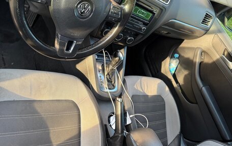 Volkswagen Jetta VI, 2013 год, 780 000 рублей, 8 фотография