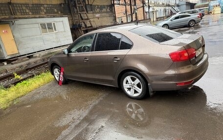 Volkswagen Jetta VI, 2013 год, 780 000 рублей, 3 фотография