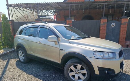 Chevrolet Captiva I, 2010 год, 900 000 рублей, 8 фотография