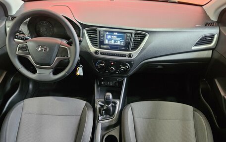 Hyundai Solaris II рестайлинг, 2018 год, 1 239 000 рублей, 9 фотография