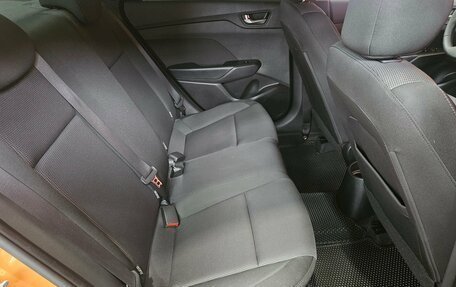 Hyundai Solaris II рестайлинг, 2018 год, 1 239 000 рублей, 13 фотография