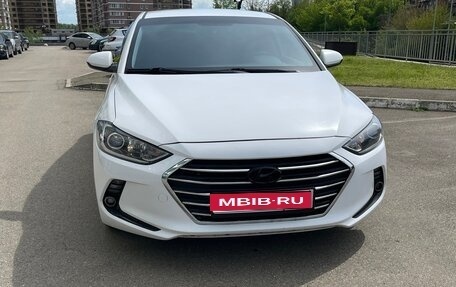 Hyundai Elantra VI рестайлинг, 2018 год, 1 700 000 рублей, 1 фотография