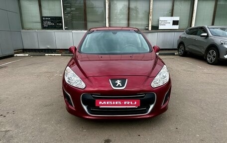 Peugeot 308 II, 2011 год, 470 000 рублей, 2 фотография