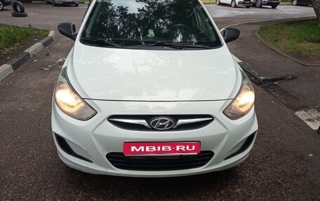 Hyundai Solaris II рестайлинг, 2014 год, 720 000 рублей, 4 фотография