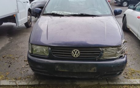 Volkswagen Polo III рестайлинг, 1999 год, 100 000 рублей, 5 фотография