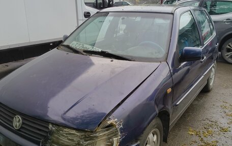 Volkswagen Polo III рестайлинг, 1999 год, 100 000 рублей, 3 фотография