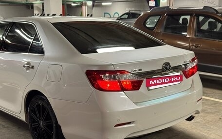 Toyota Camry, 2014 год, 1 900 000 рублей, 4 фотография