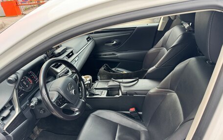 Lexus ES VII, 2019 год, 3 260 000 рублей, 6 фотография